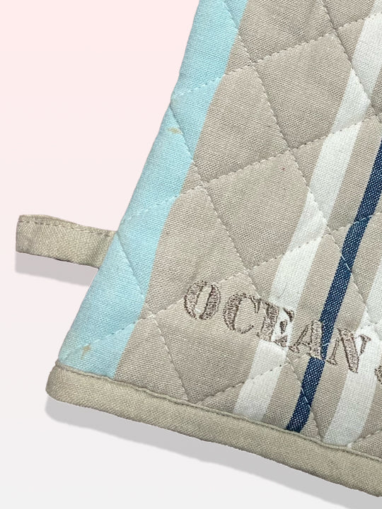 White & Blue Oven Glove - 6X12 Inches